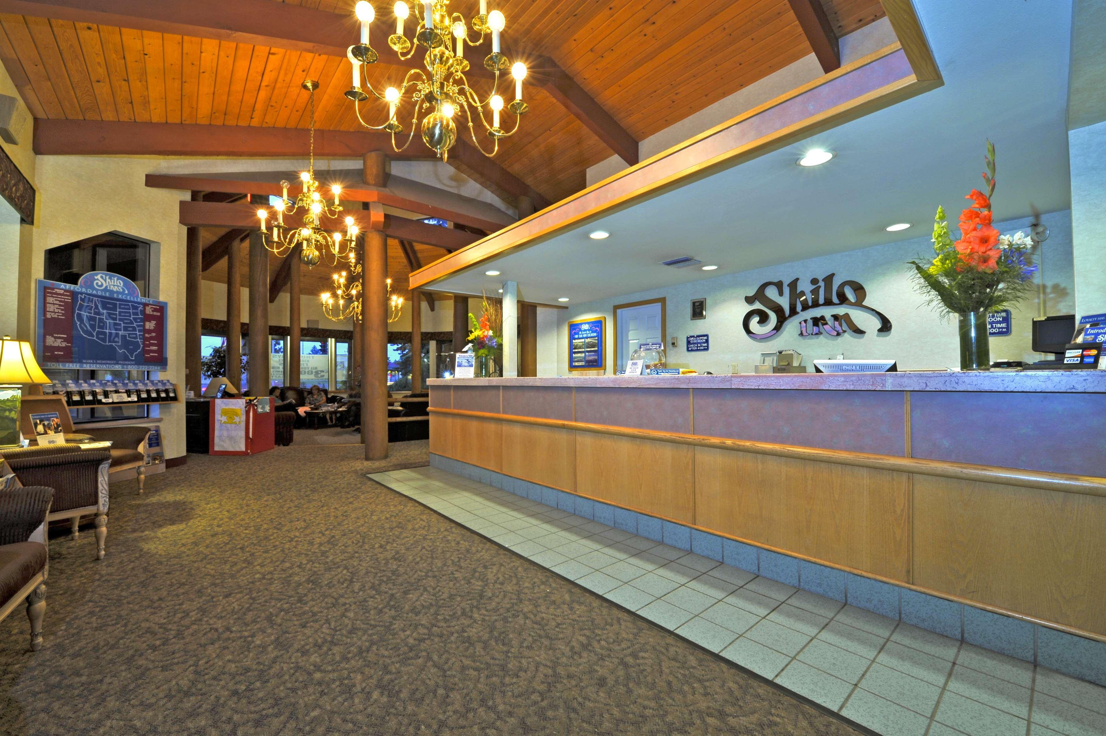 Shilo Inn Suites Hotel - Бенд Интериор снимка